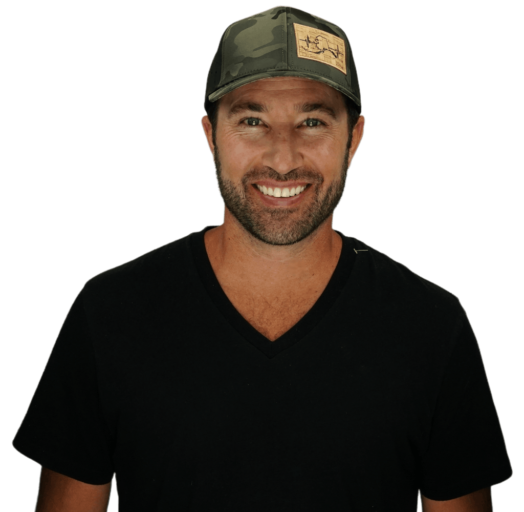 Alaska Hat - Baseball Hat Fit - Tan Camo / Black - Laser Mesh